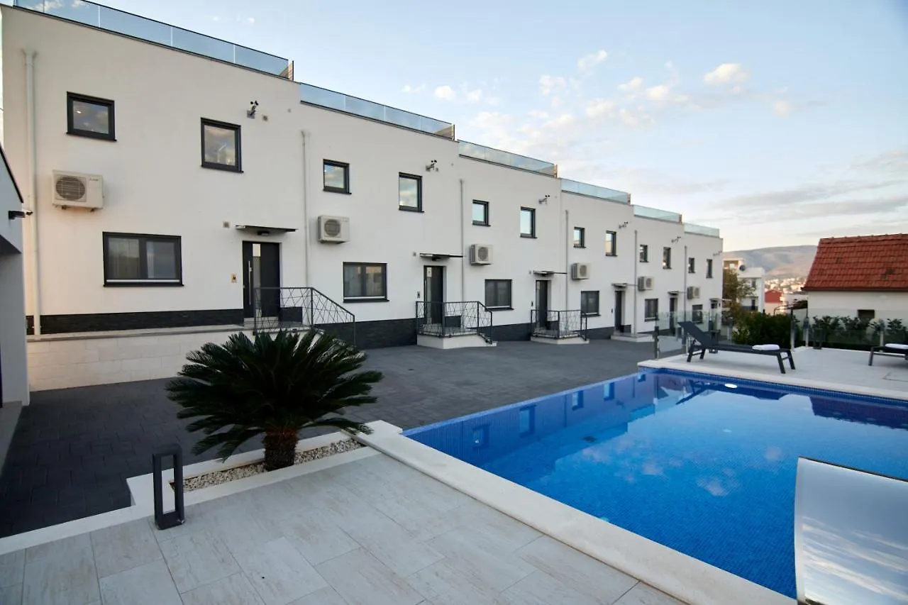 Holiday Luxury Resort Sundance Trogir 0*,